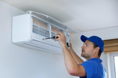 Faut-il pr&eacute;voir une maintenance climatisation &agrave; Reims chaque ann&eacute;e ?